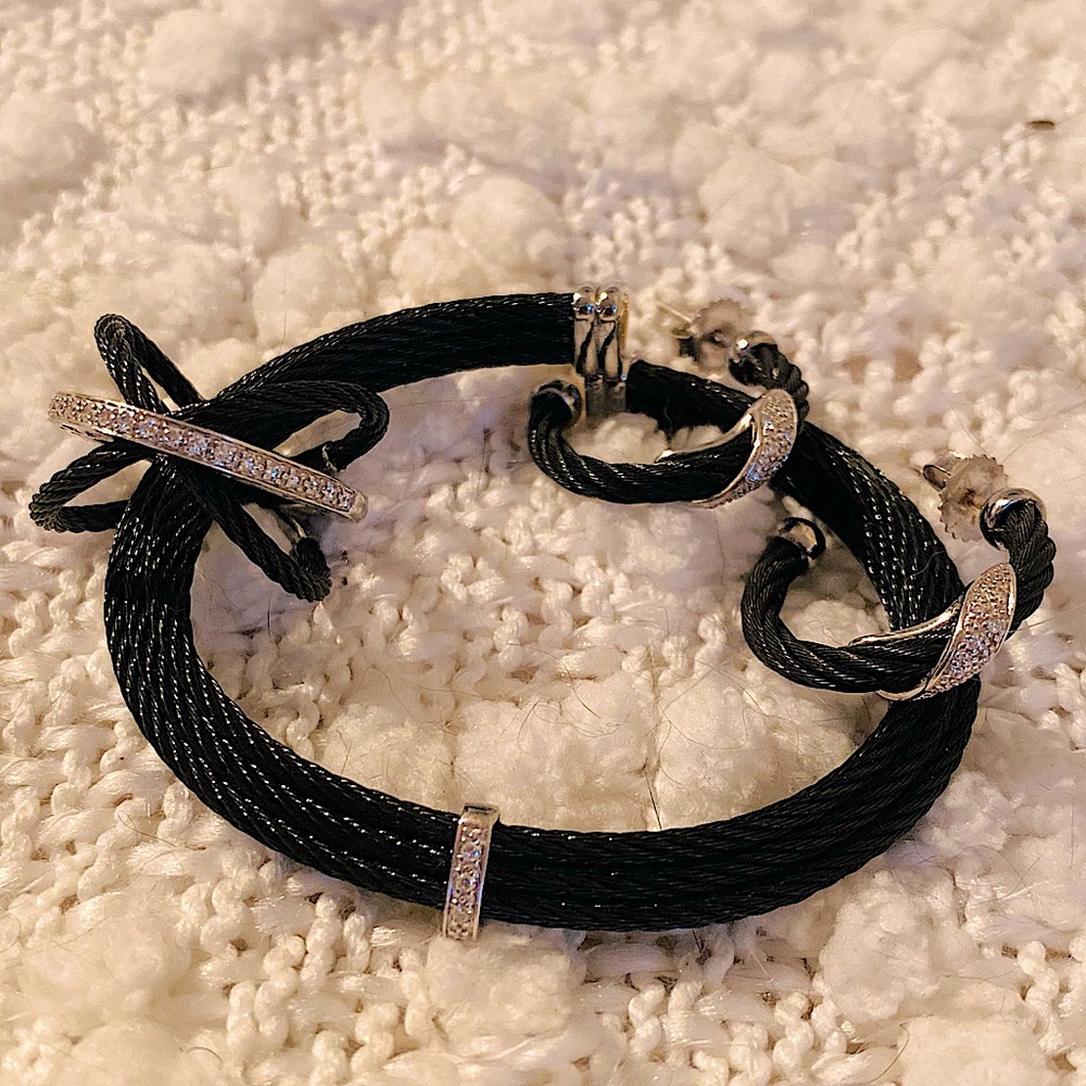 Alor black cable with silver and diamonds